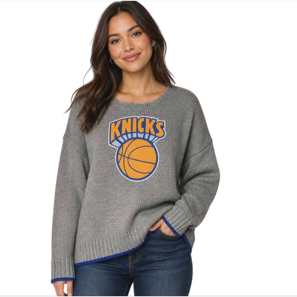 New York Knicks Womens Sweater Size XL All Laced Up Touch Alyssa Milano New